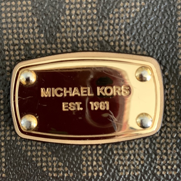 Mk wristlet - Picture 2 of 6